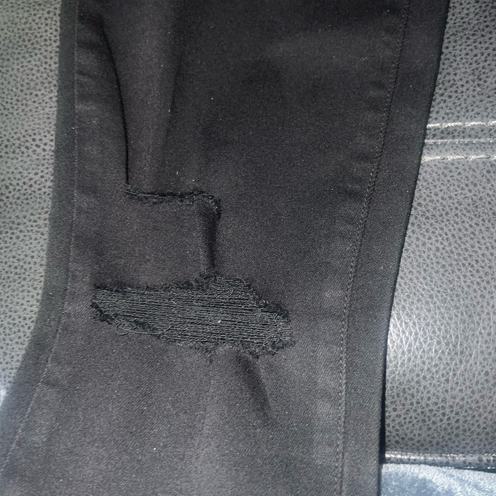 New Paige distressed ankle jeans - Picture 7 of 9